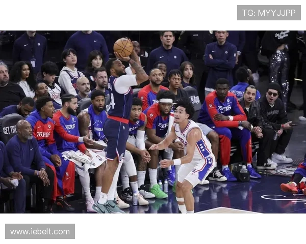 加兰加盟快船 小卡打球更轻松